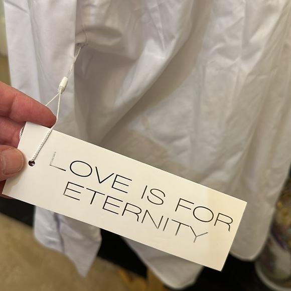 NWT “Life” white cotton long sleeve shirt with pearl detail - Picture 7 of 7